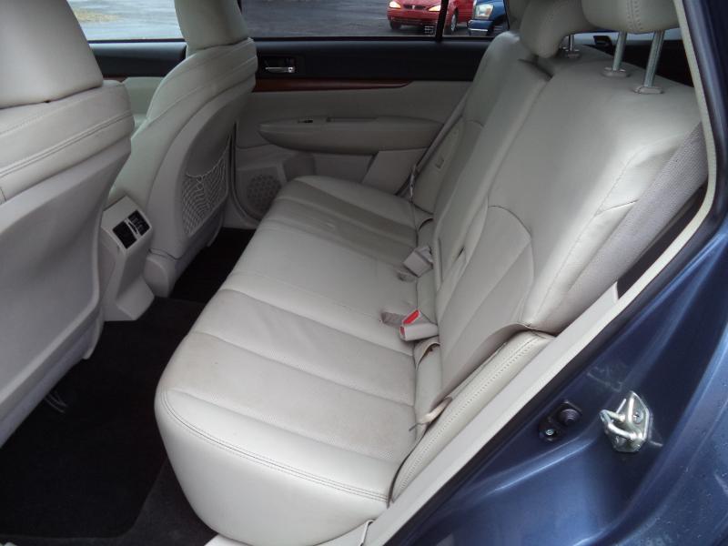 Subaru Outback 3.6R Limited 2014