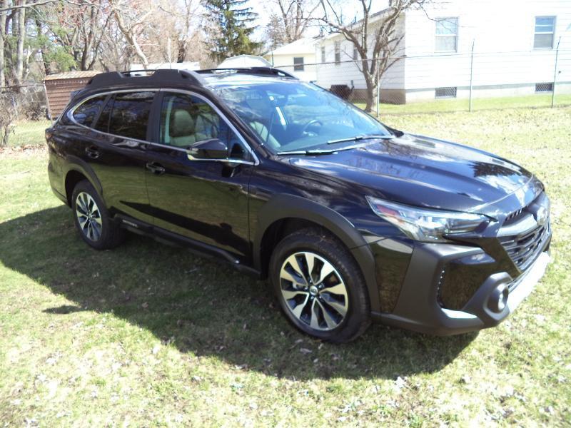 Subaru Outback Premium 2024