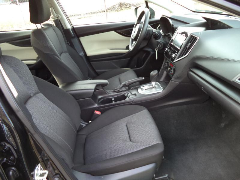 Subaru Impreza 2.0i 4-Door 2017