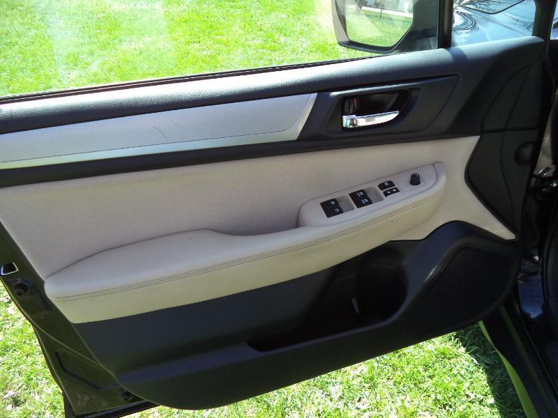 Subaru Outback 2.5i Premium 2015