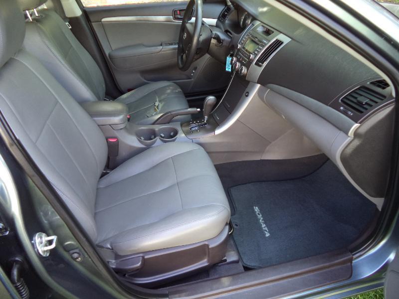 Hyundai Sonata GLS 2010