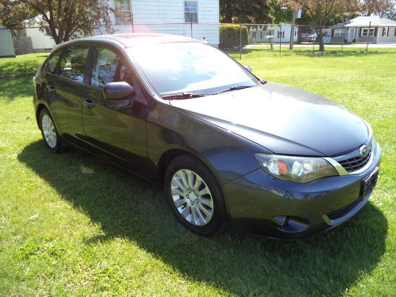 Subaru Impreza 2.5i Premium 5-Door 2011