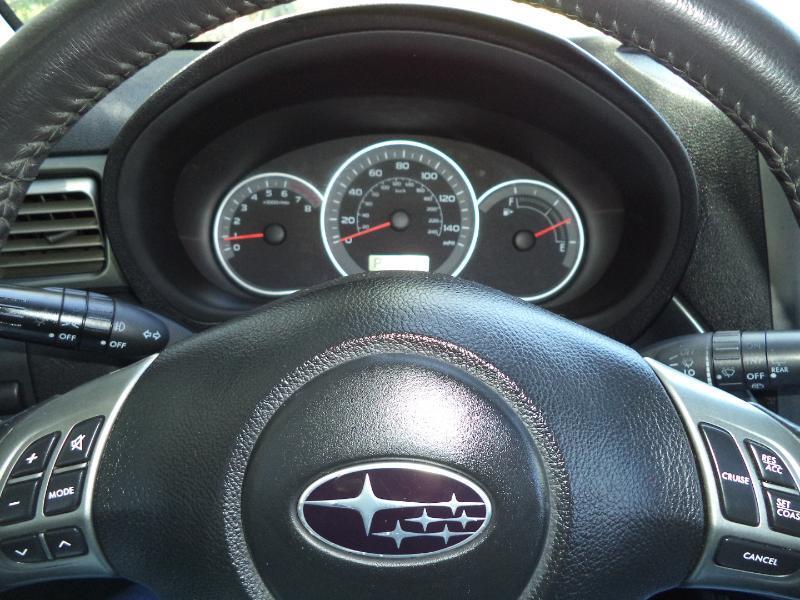 Subaru Impreza 2.5i Premium 5-Door 2011