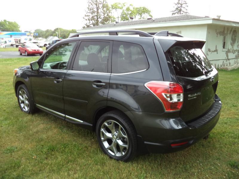 Subaru Forester 2.5i Touring 2016