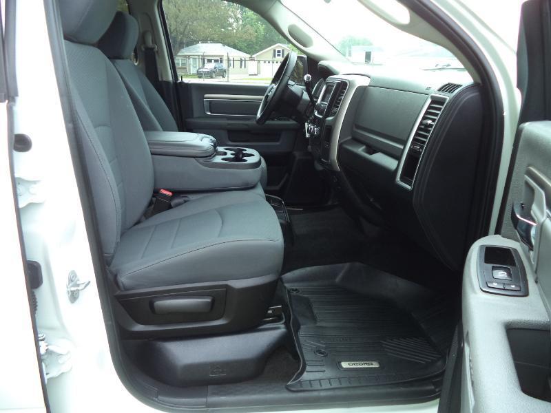 RAM 2500 SLT Crew Cab SWB 4WD 2017