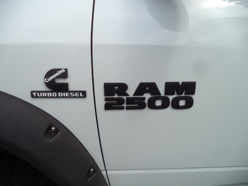RAM 2500 SLT Crew Cab SWB 4WD 2017