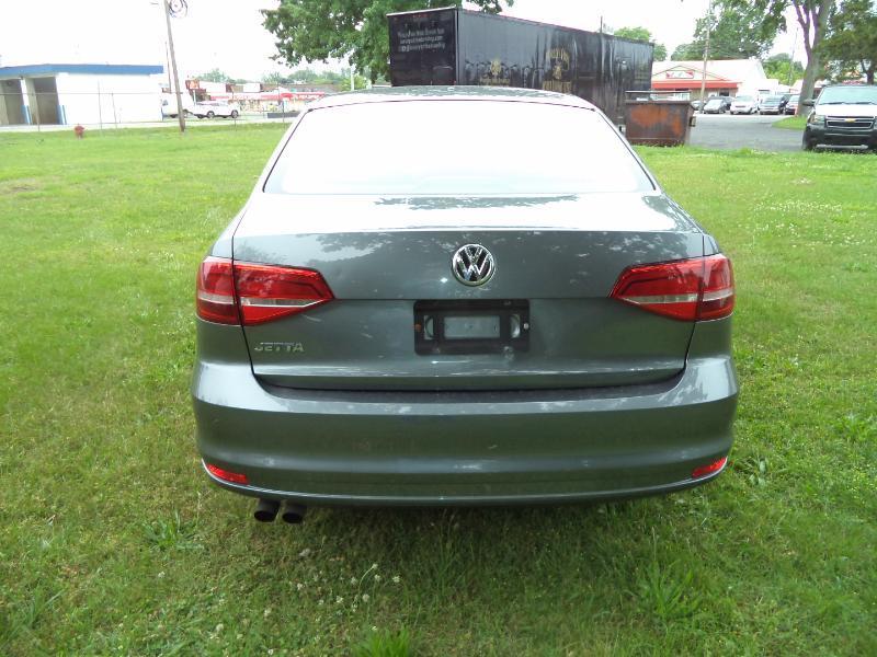 Volkswagen Jetta S 5M 2015