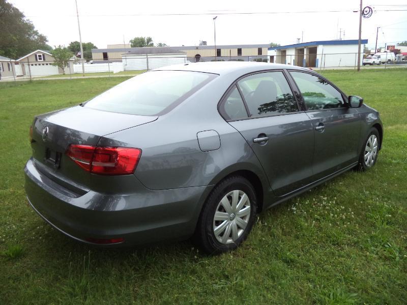 Volkswagen Jetta S 5M 2015