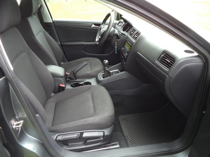 Volkswagen Jetta S 5M 2015