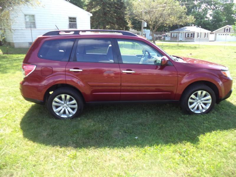 Subaru Forester 2.5X Limited 2011