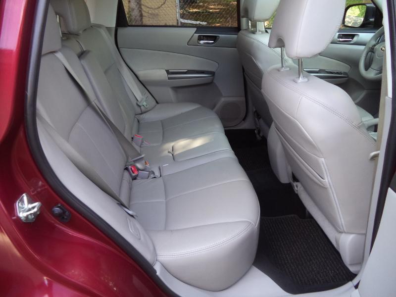 Subaru Forester 2.5X Limited 2011