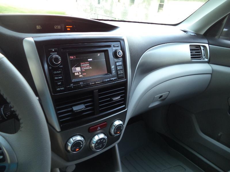 Subaru Forester 2.5X Limited 2011