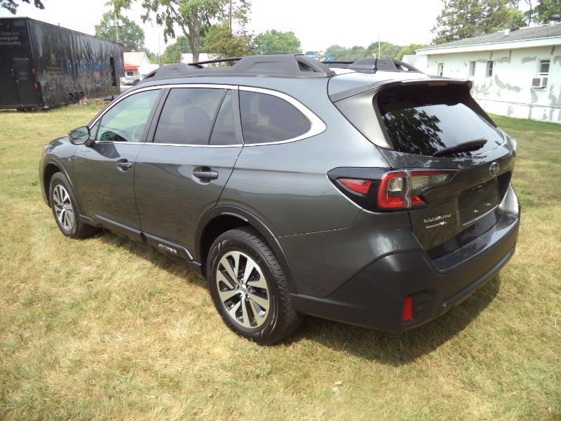 Subaru Outback Premium 2021
