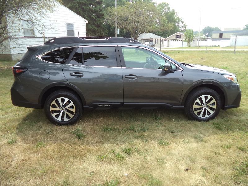 Subaru Outback Premium 2021