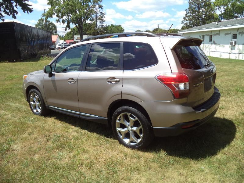 Subaru Forester 2.5i Touring 2015