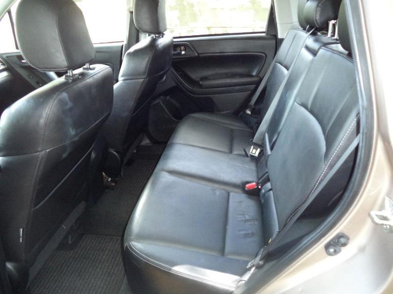 Subaru Forester 2.5i Touring 2015