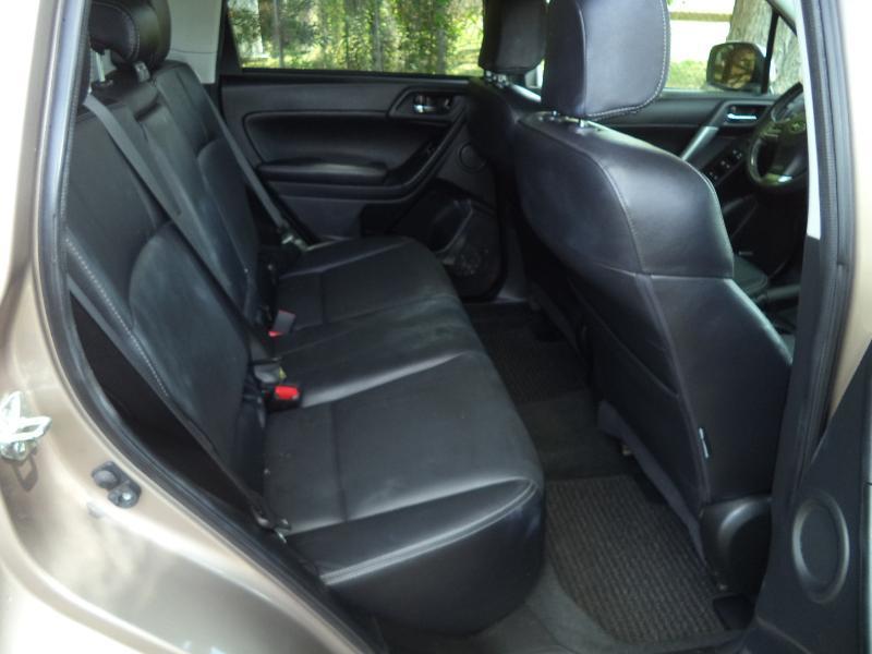 Subaru Forester 2.5i Touring 2015
