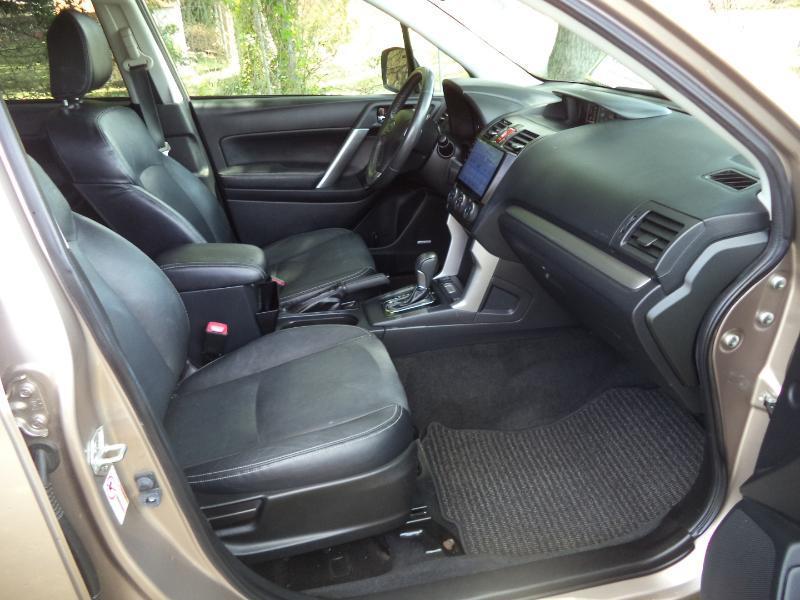 Subaru Forester 2.5i Touring 2015