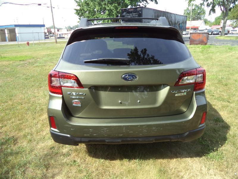 Subaru Outback 2.5i Premium 2015