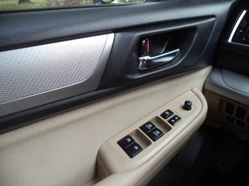 Subaru Outback 2.5i Premium 2015