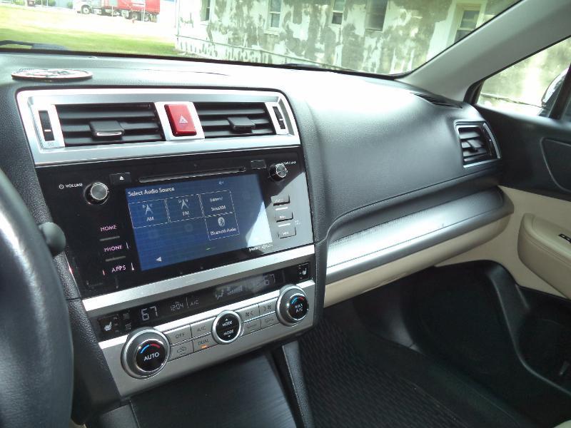 Subaru Outback 2.5i Premium 2015