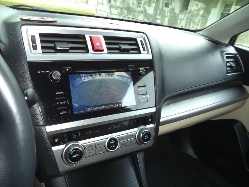 Subaru Outback 2.5i Premium 2015