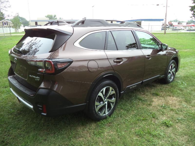 Subaru Outback Limited XT 2021