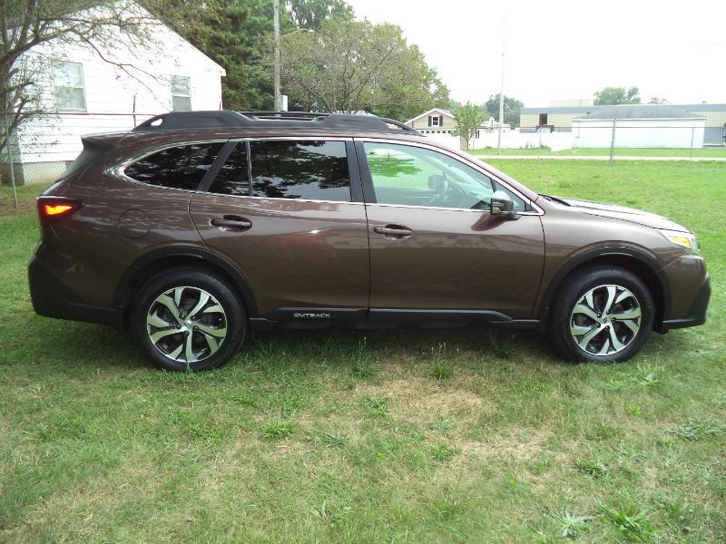 Subaru Outback Limited XT 2021