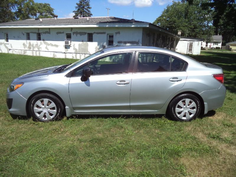 Subaru Impreza Base 4-Door 2013