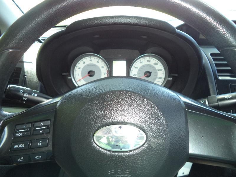 Subaru Impreza Base 4-Door 2013