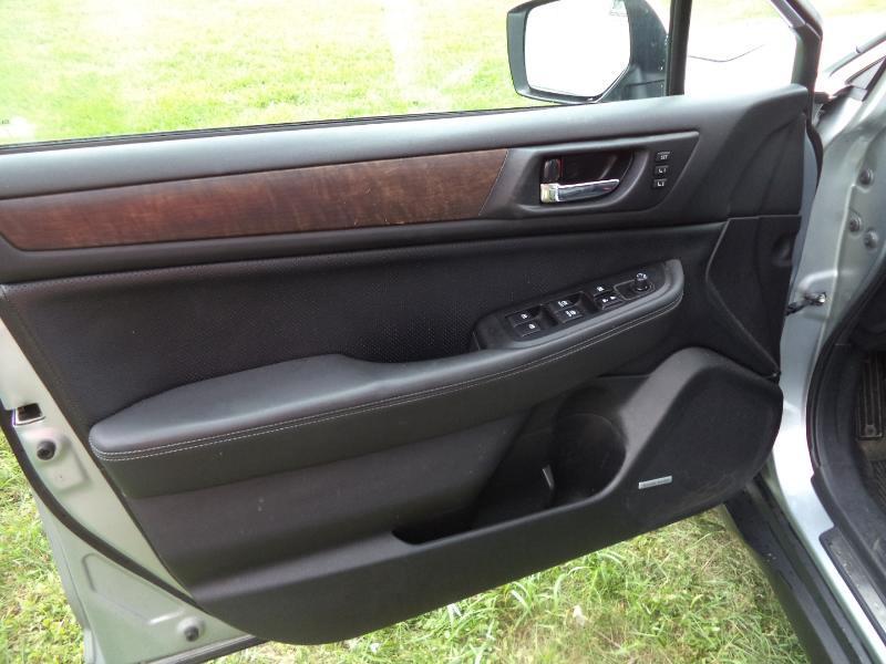 Subaru Outback 2.5i Limited 2015