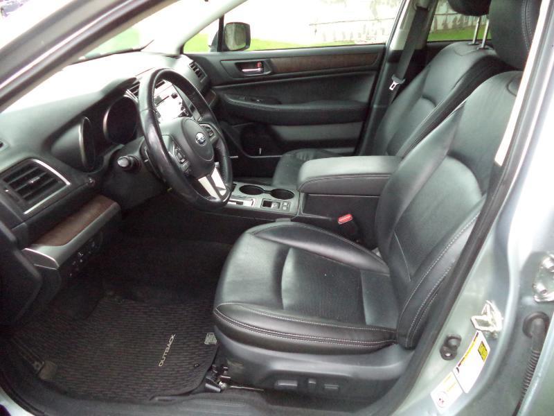 Subaru Outback 2.5i Limited 2015