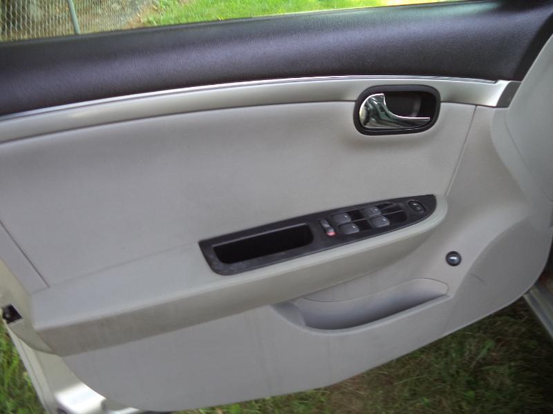 Saturn Aura XE 2007