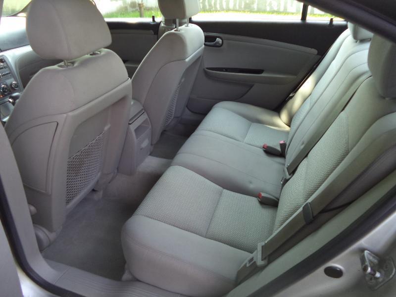Saturn Aura XE 2007