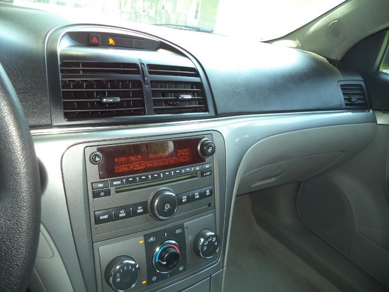 Saturn Aura XE 2007
