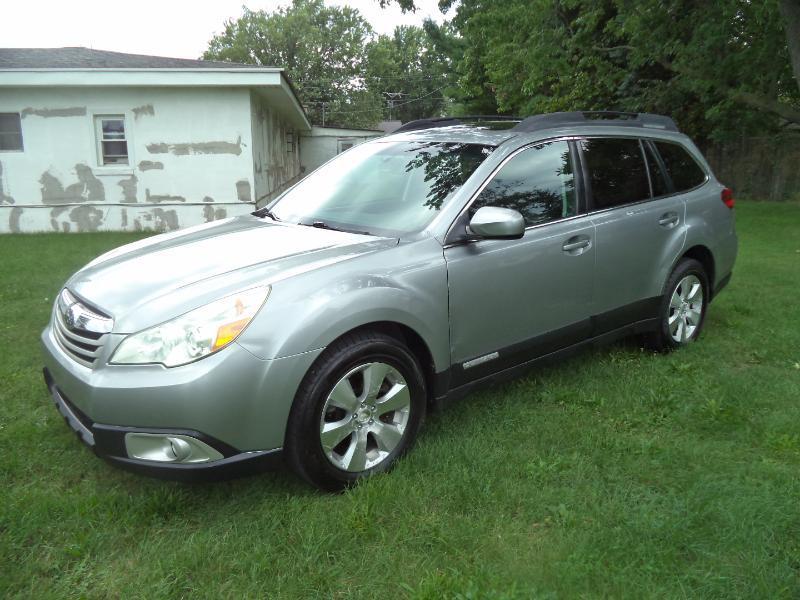Subaru Outback 3.6R Limited 2011