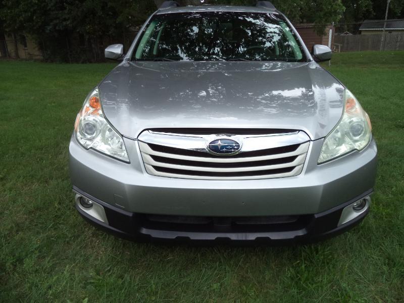 Subaru Outback 3.6R Limited 2011