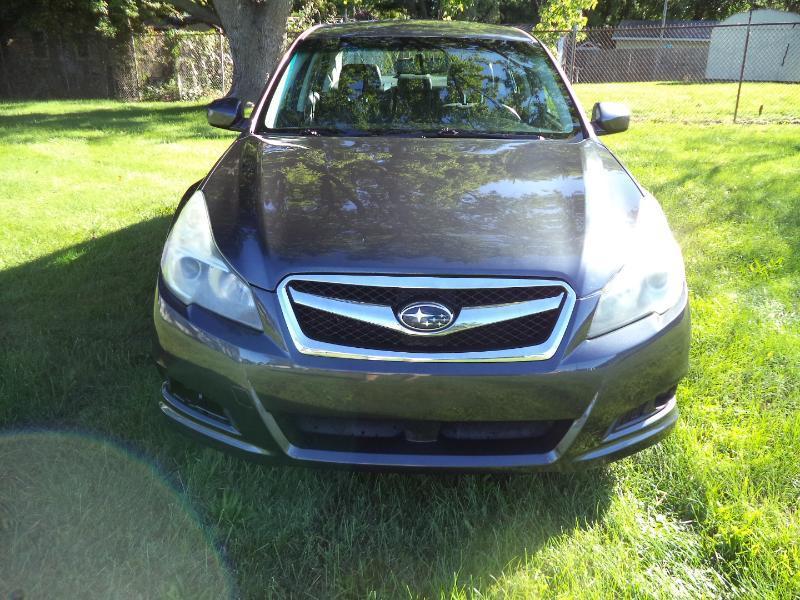 Subaru Legacy 2.5i Premium 2013