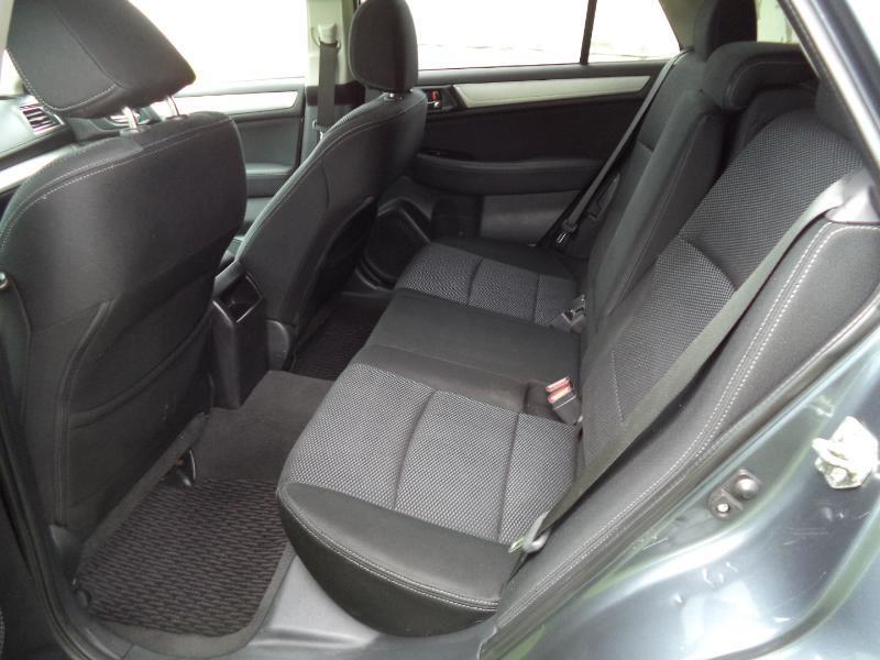 Subaru Outback 2.5i Premium 2015