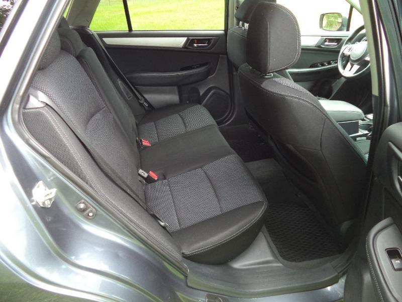 Subaru Outback 2.5i Premium 2015