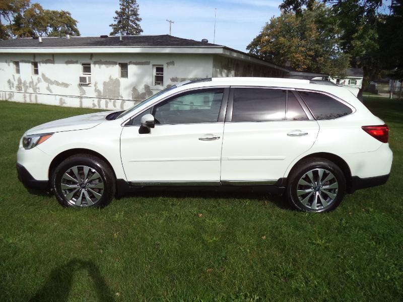 Subaru Outback 2.5i Touring 2017