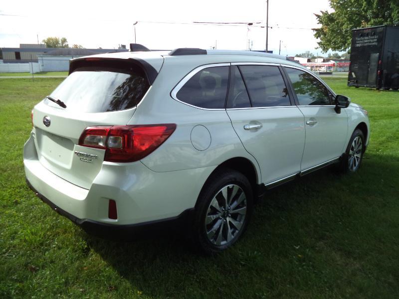 Subaru Outback 2.5i Touring 2017
