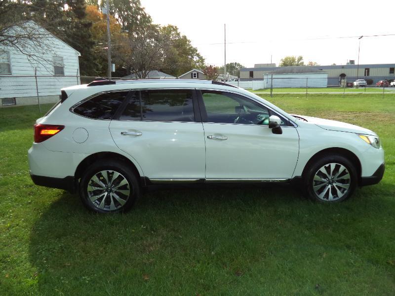 Subaru Outback 2.5i Touring 2017