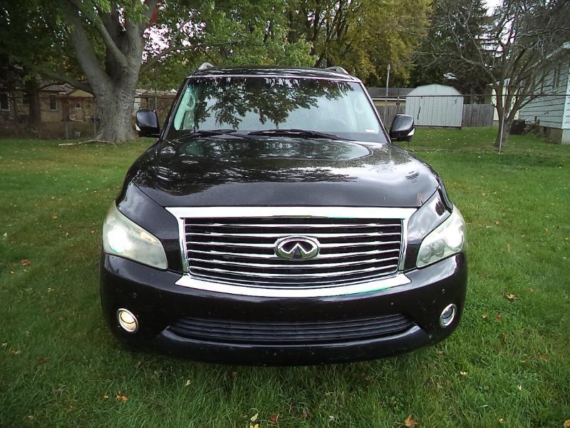 Infiniti QX56 4WD 2013