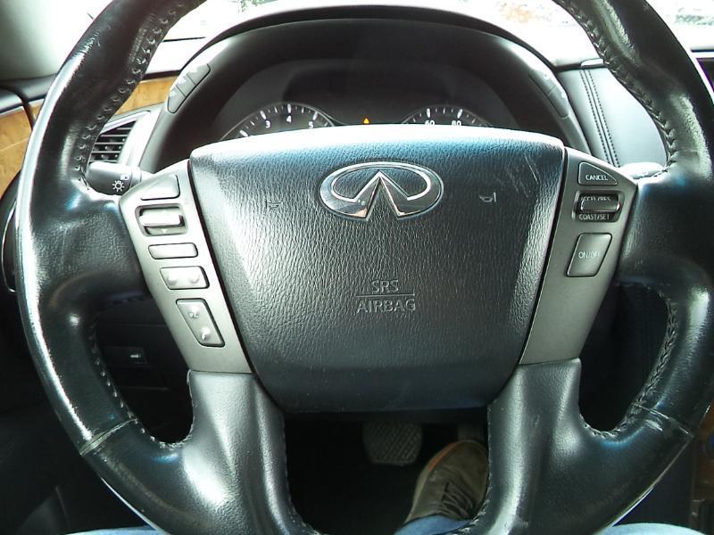 Infiniti QX56 4WD 2013