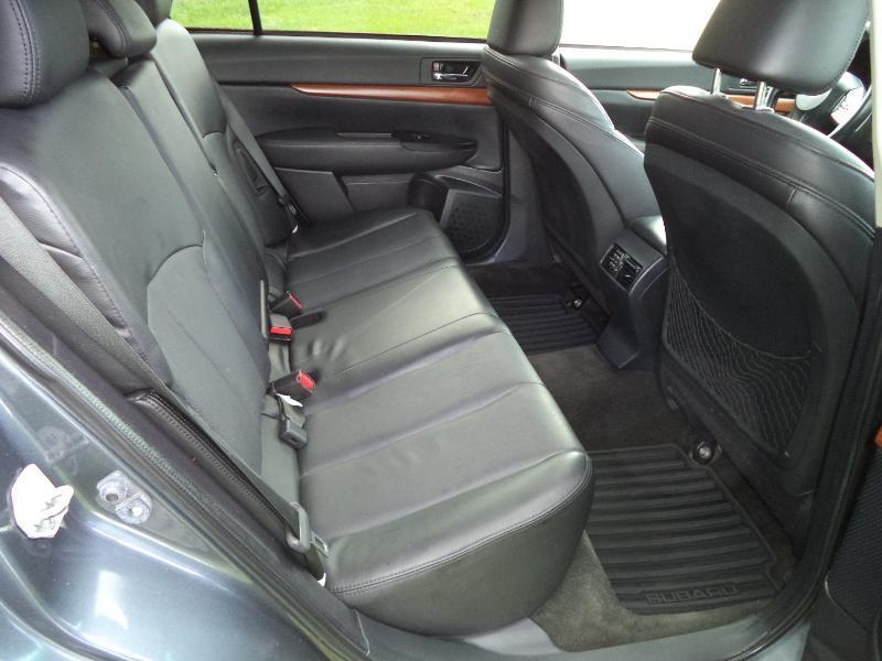 Subaru Outback 3.6R Limited 2014