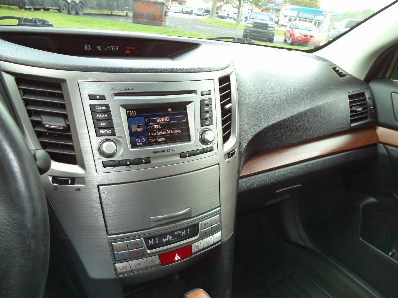 Subaru Outback 3.6R Limited 2014