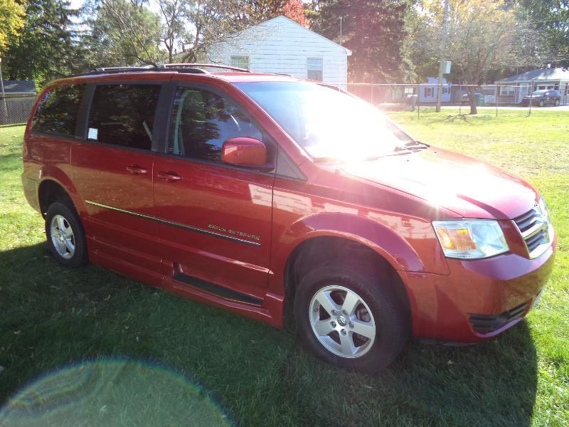 Dodge Grand Caravan SXT 2010