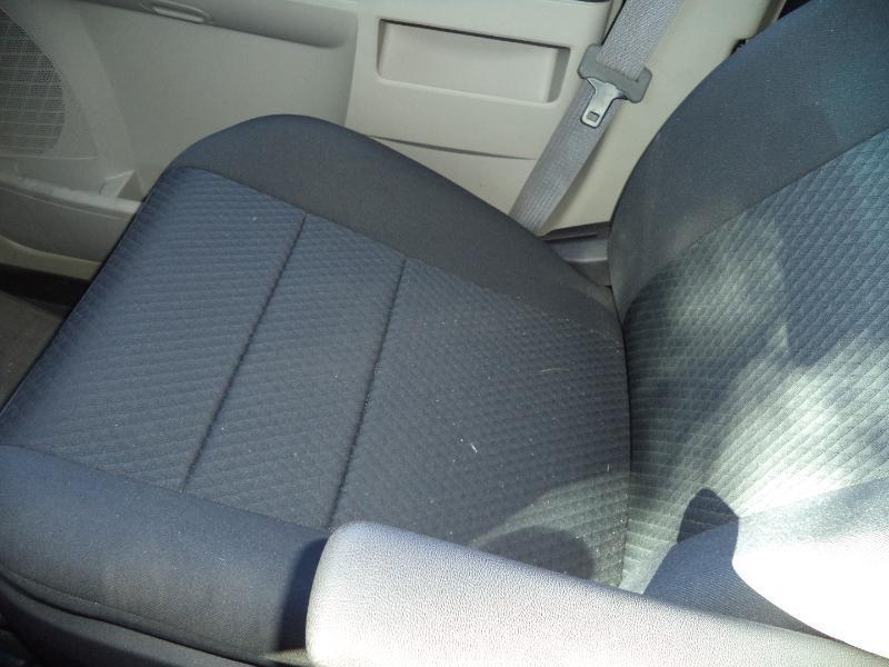 Dodge Grand Caravan SXT 2010