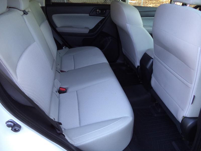 Subaru Forester 2.5i Premium PZEV CVT 2017